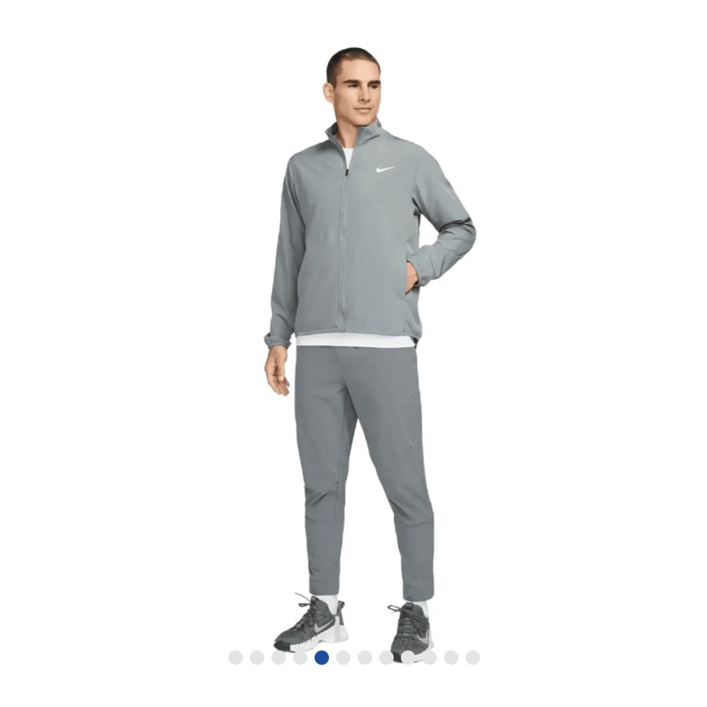 NWT! NIKE UNLIMITED DRI-FIT ZIPPERED CUFF VERSATILE PANT - Smoke Grey
